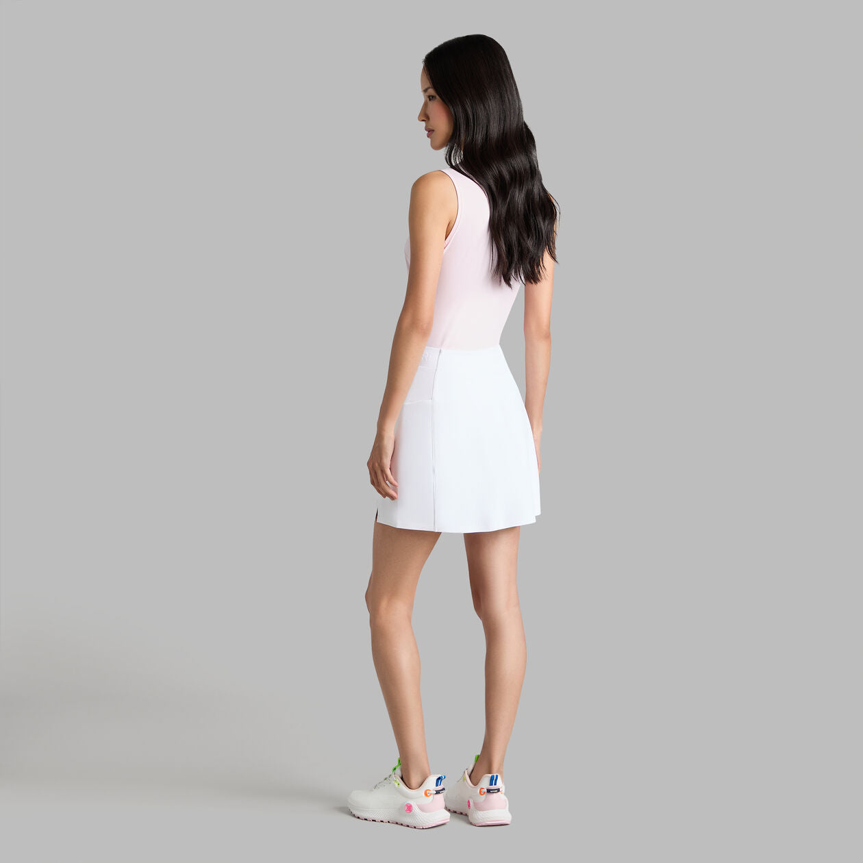 G/FORE Women's Pleated Collar Silky Tech Nylon Sleeveless Polo