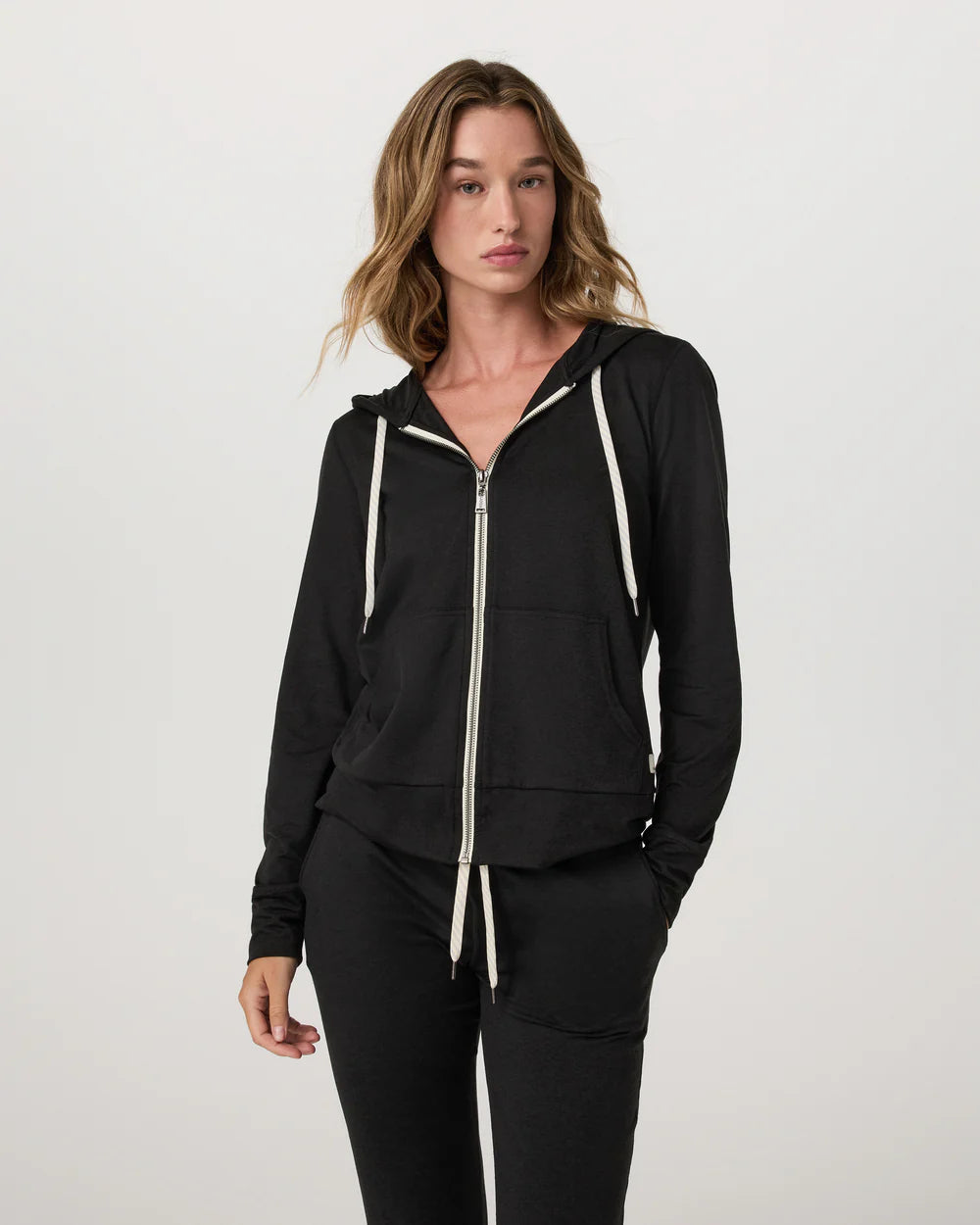 Vuori Women's Halo Performance Hoodie 2.0