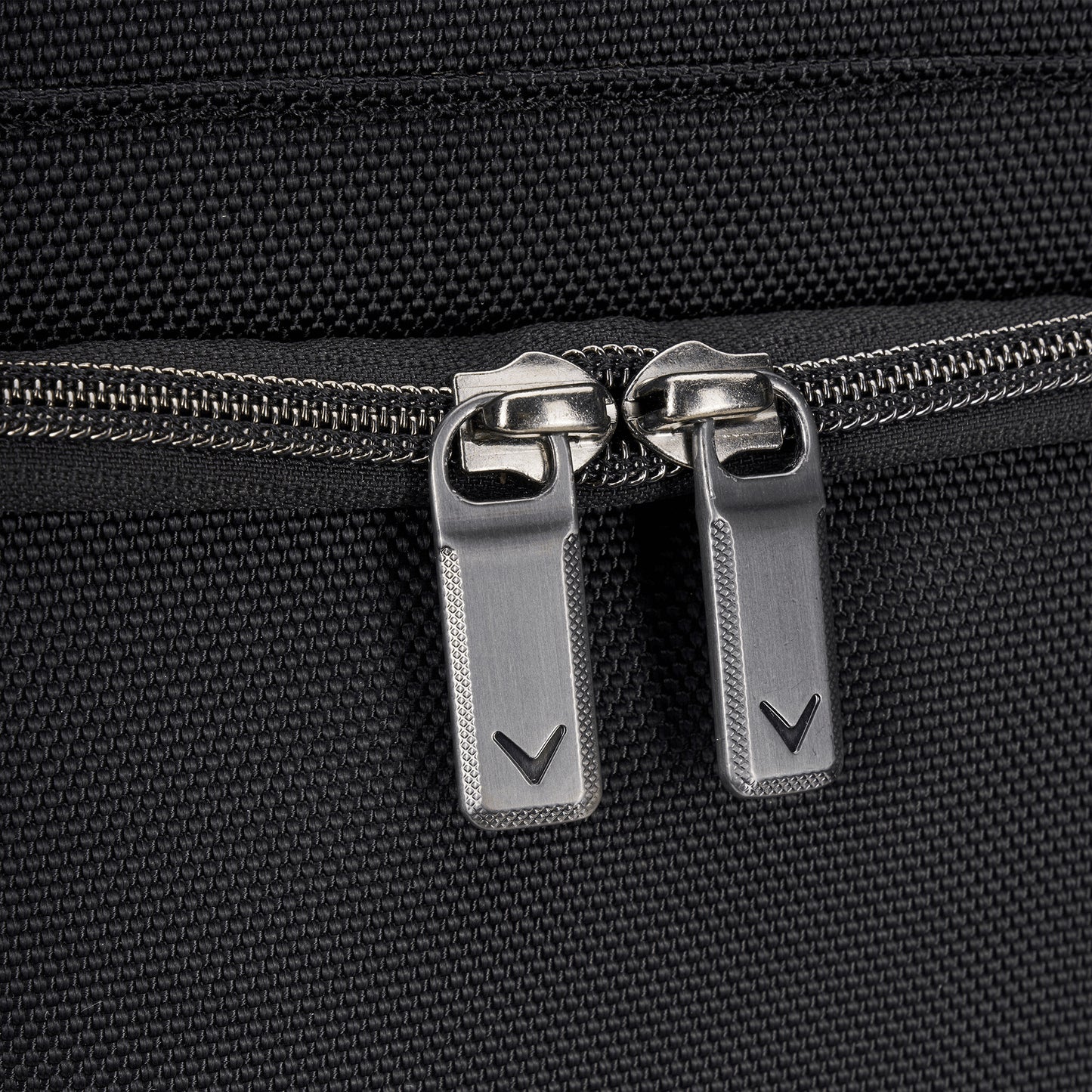 Tour Authentic 22" Spinner Travel Bag